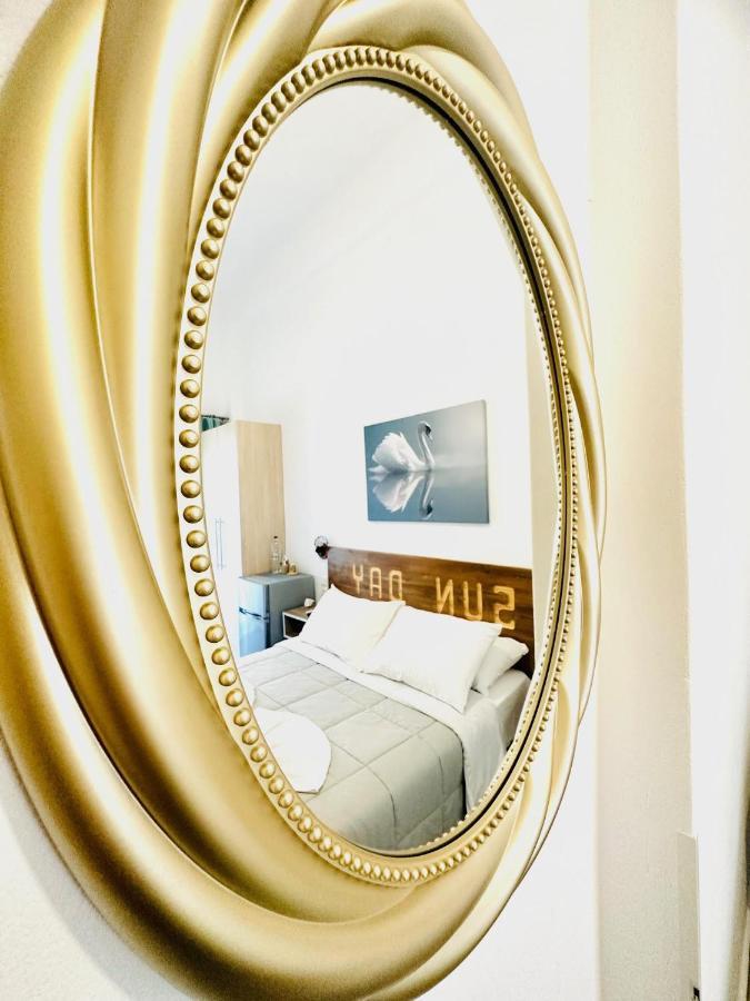Sun Day Apartments Free Airport Shuttle อาร์เตมีดา ภายนอก รูปภาพ