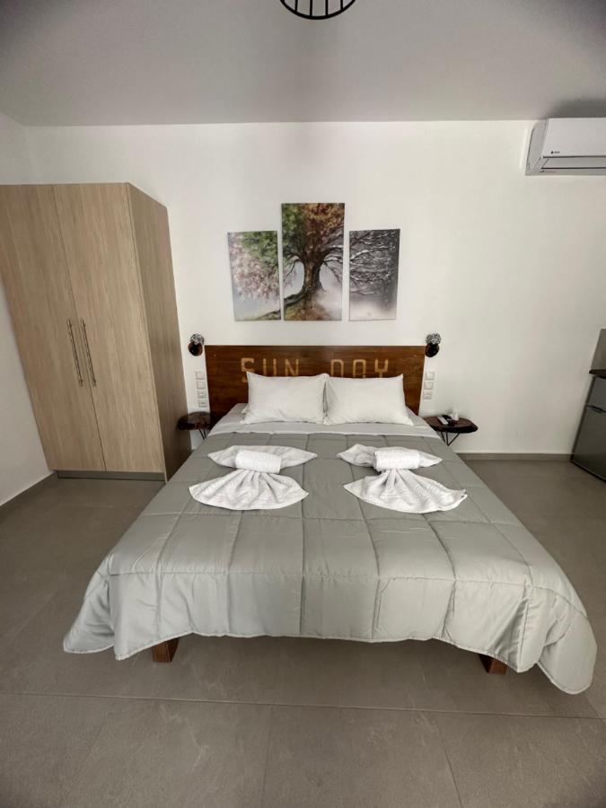 Sun Day Apartments Free Airport Shuttle อาร์เตมีดา ภายนอก รูปภาพ