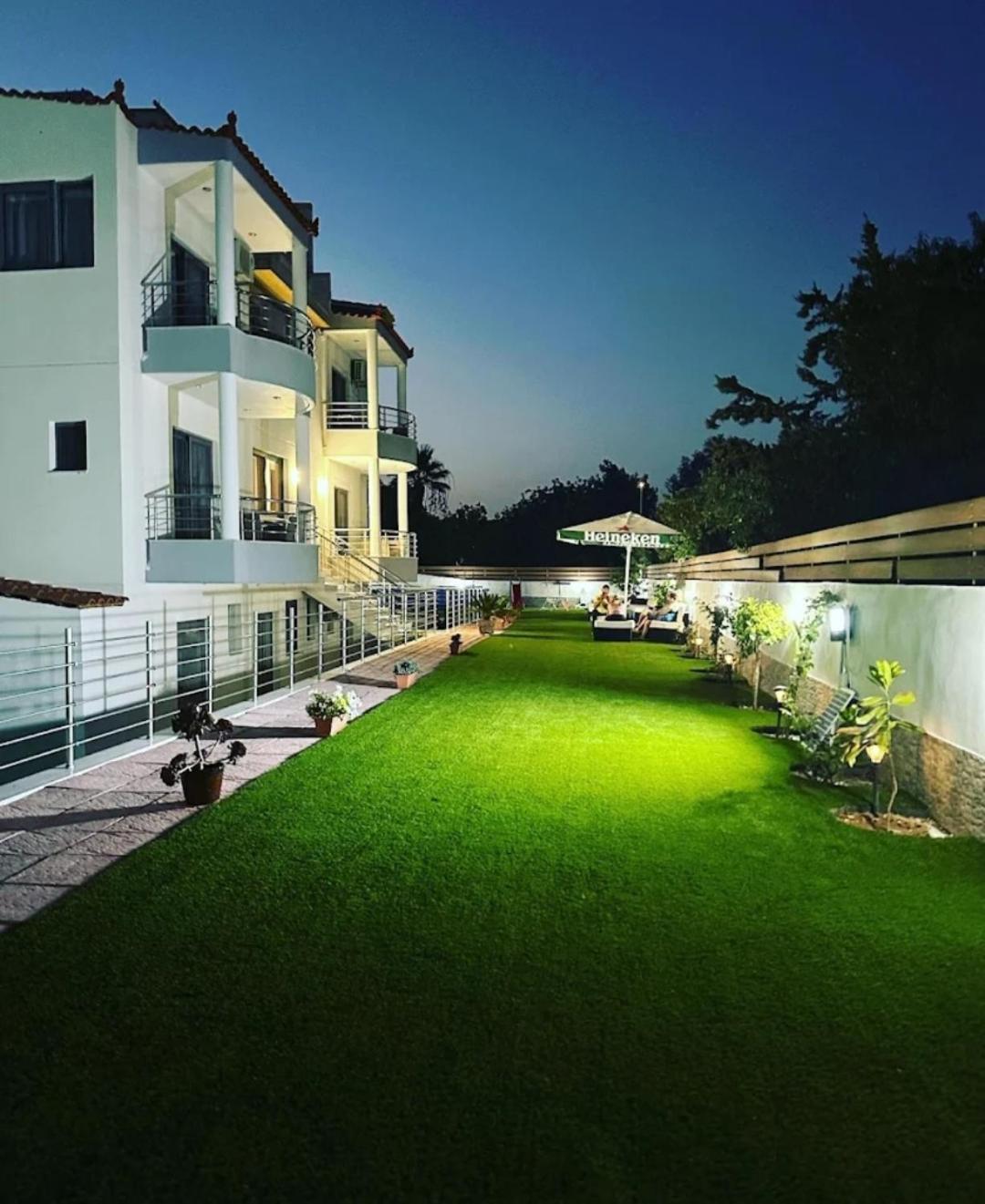 Sun Day Apartments Free Airport Shuttle อาร์เตมีดา ภายนอก รูปภาพ